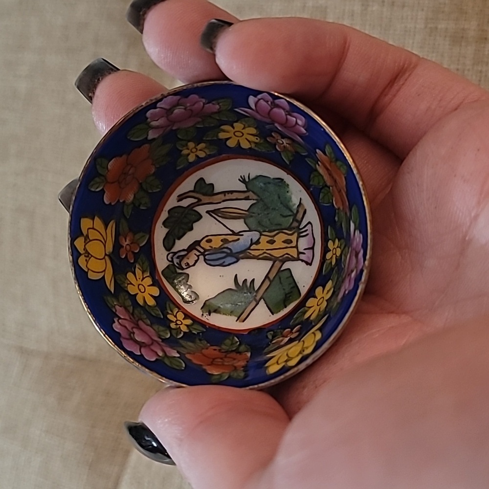 Hand painted vintage Chinese tiny bowl for ceremonial tea or sake